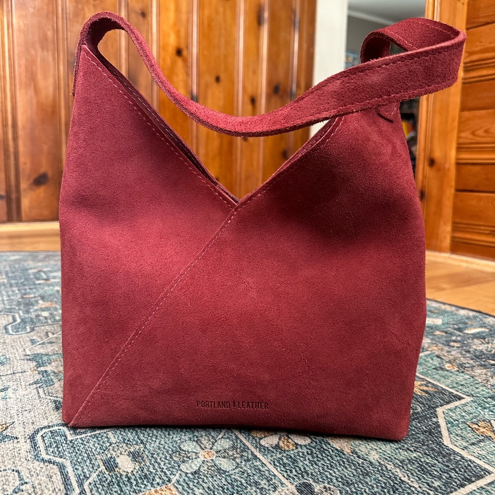 ✨RARE✨ Portland Leather Large Naomi in Red Panda